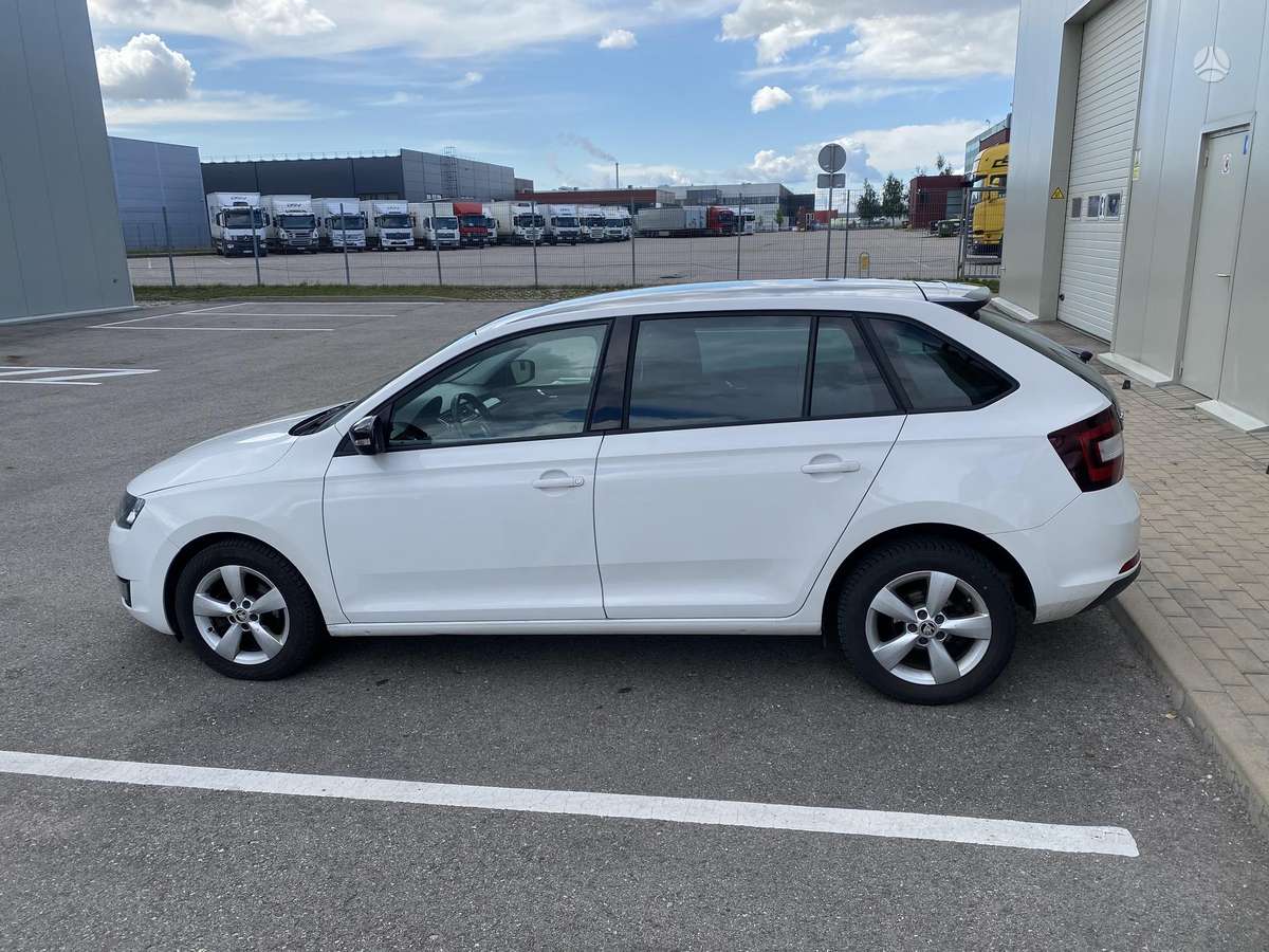 Škoda Rapid - 5