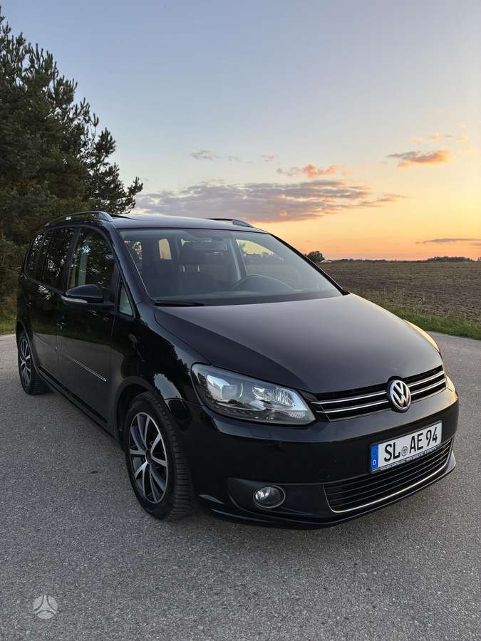 Volkswagen Touran - 9