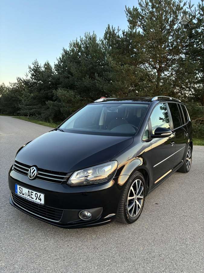 Volkswagen Touran - 11