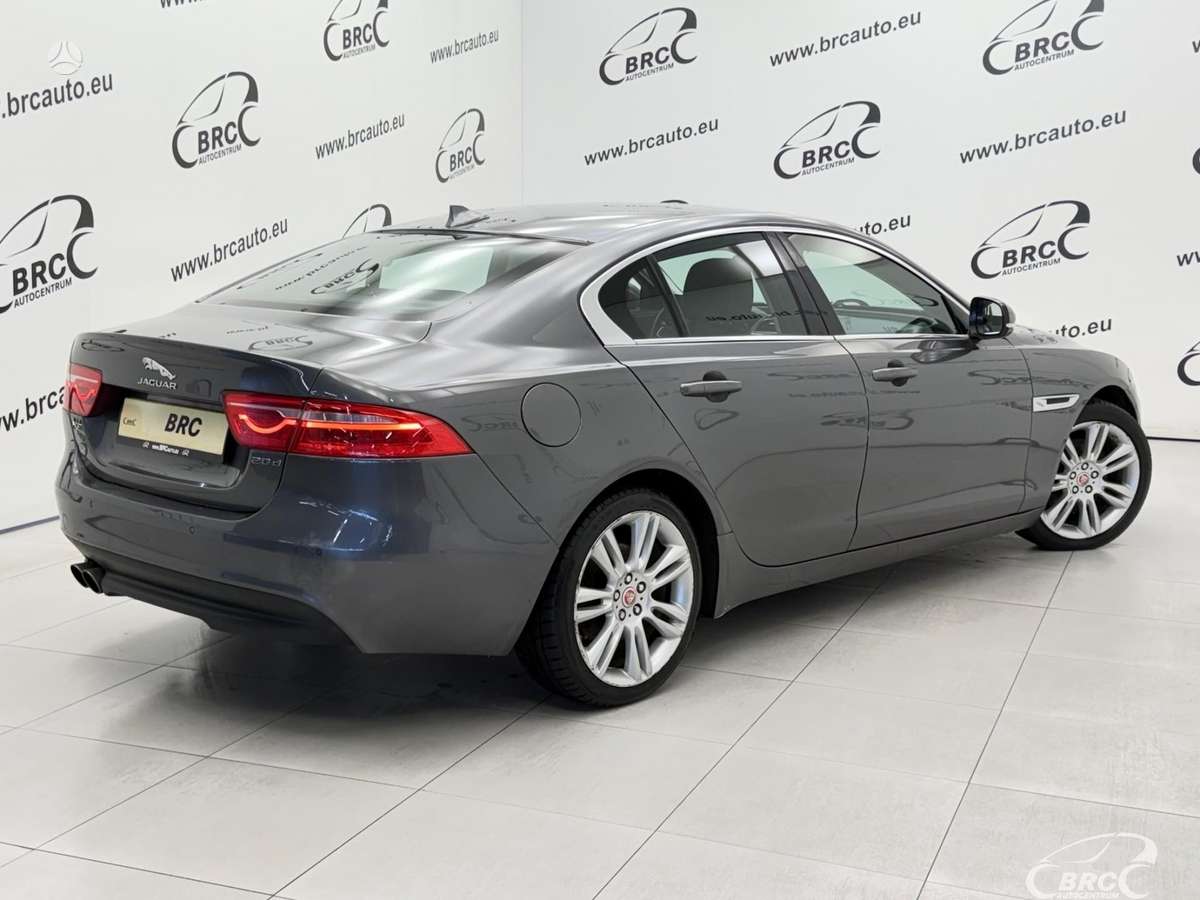 Jaguar XE, 2.0 l., Седан