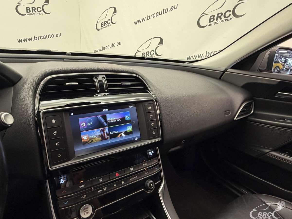 Jaguar XE, 2.0 l., Седан