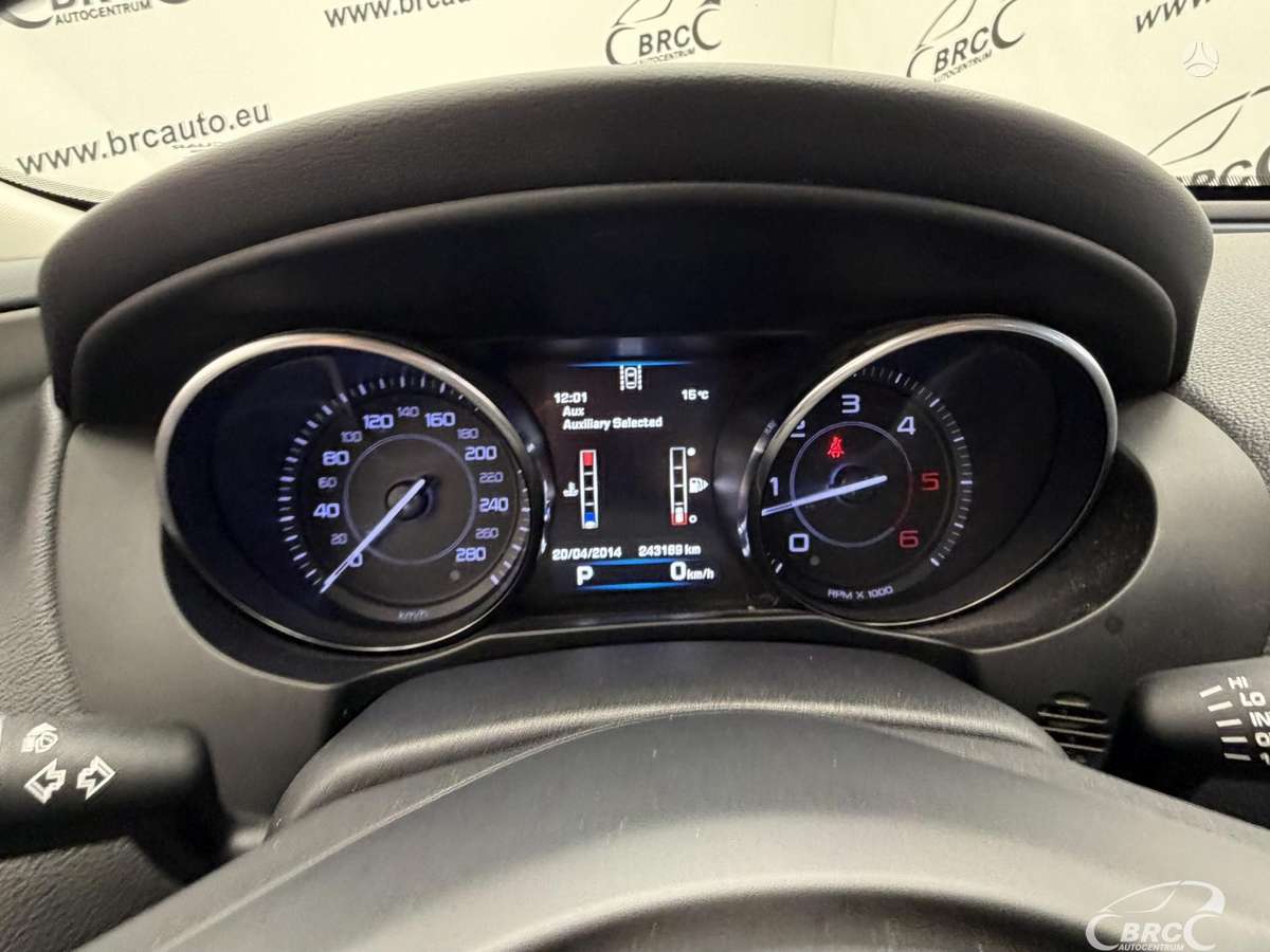 Jaguar XE, 2.0 l., Седан