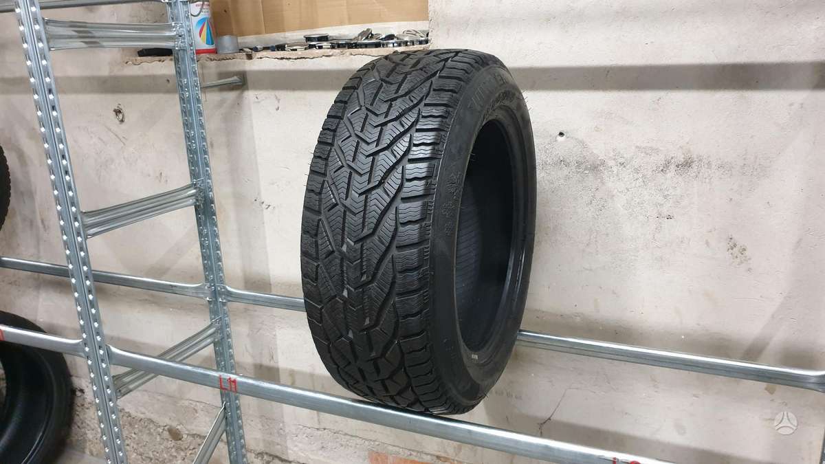 Taurus Winter NAUJA, winter 235/55 R17