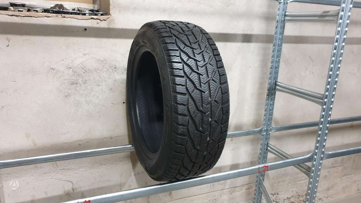 Taurus Winter NAUJA, winter 235/55 R17