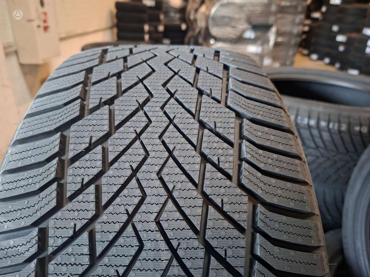Sailun ARCTIC 2, winter 245/40 R18