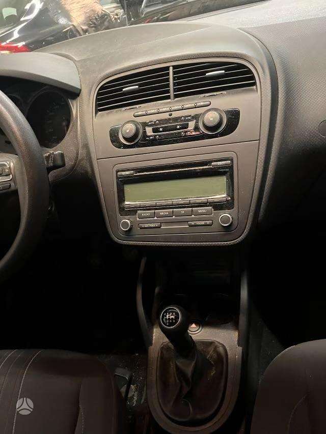 Seat Altea XL dalimis