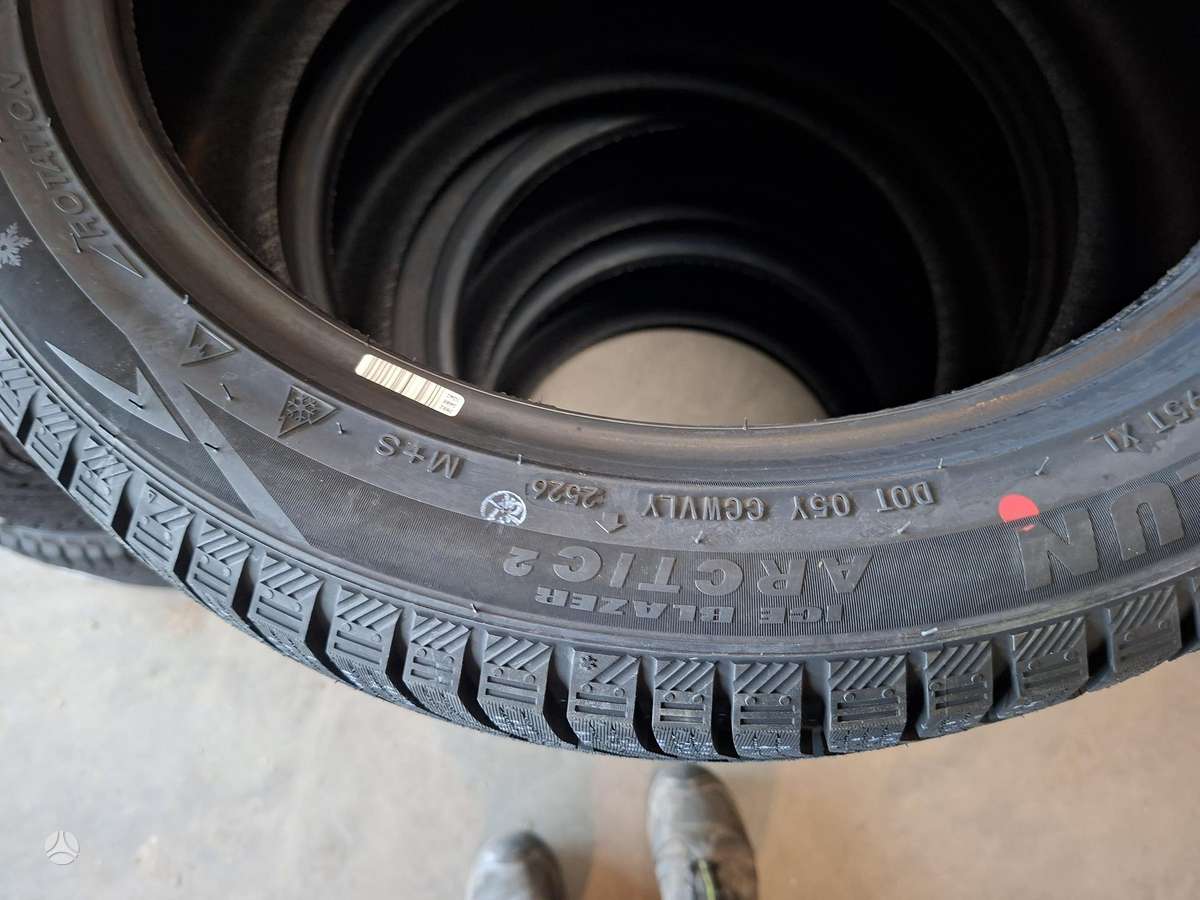 Sailun ARCTIC 2, winter 225/45 R18
