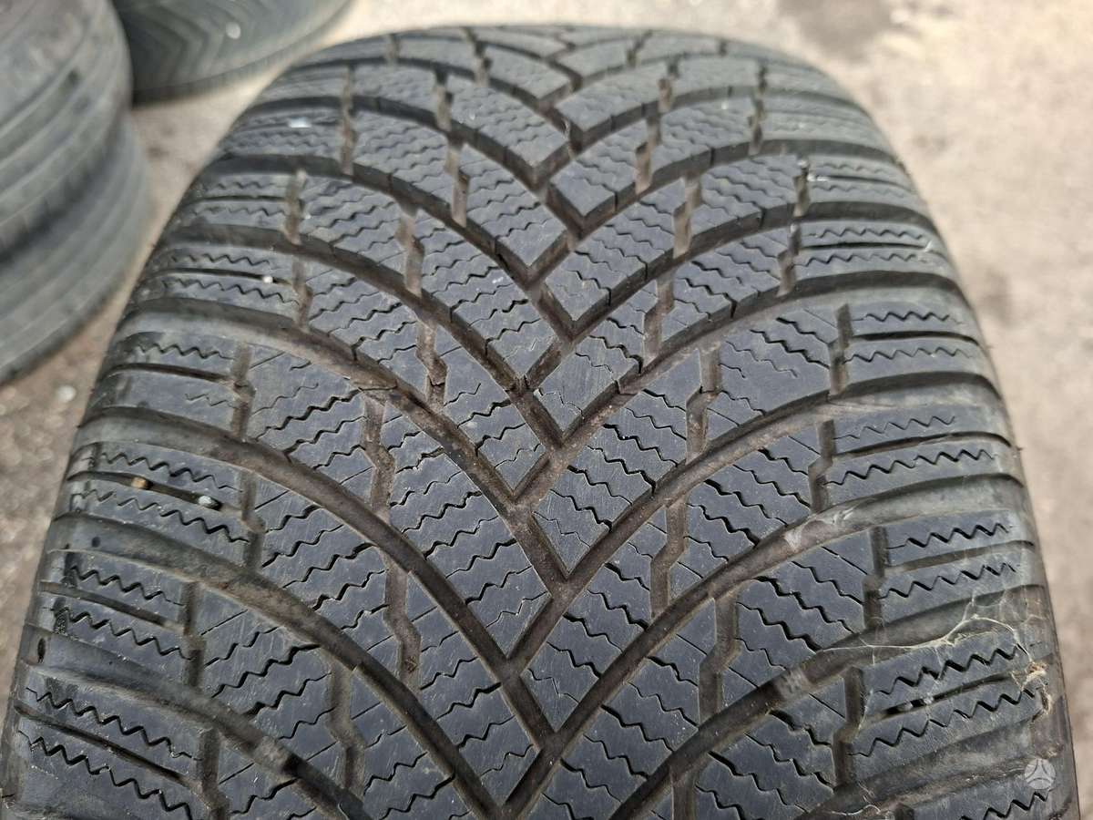 Firestone Winterhawk 4, winter 225/50 R18