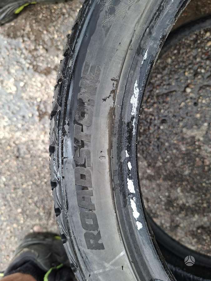 Roadstone Winguard ice plus, winter 245/40 R18