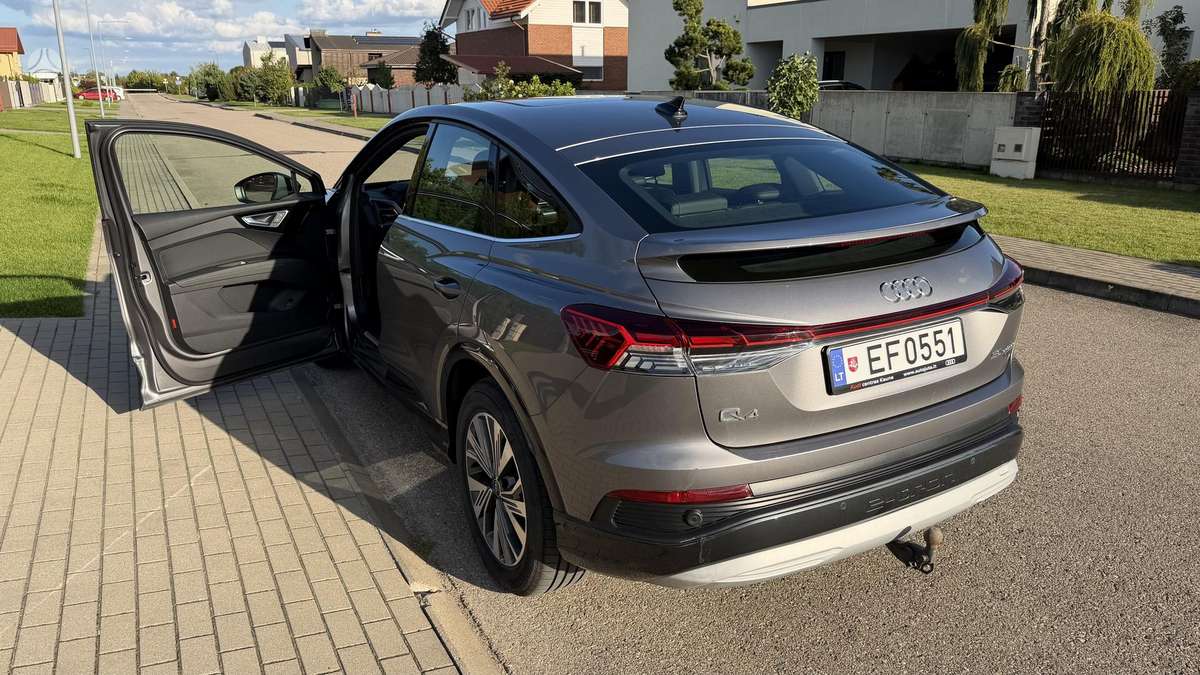 Audi Q4 e-tron, 82 kWh, hatchback