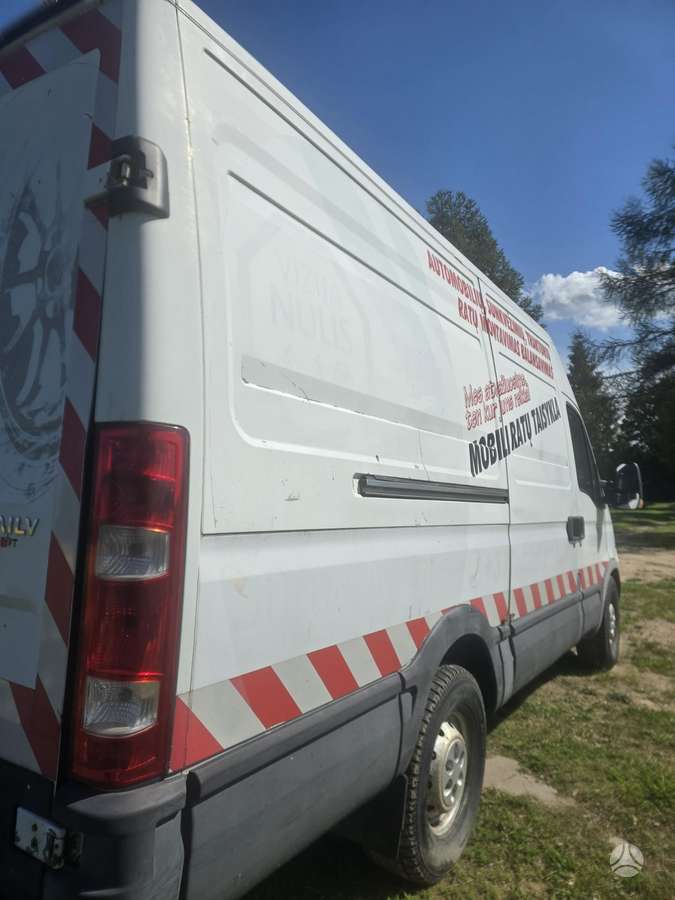 Iveco Daily, 2.3 l., cargo van
