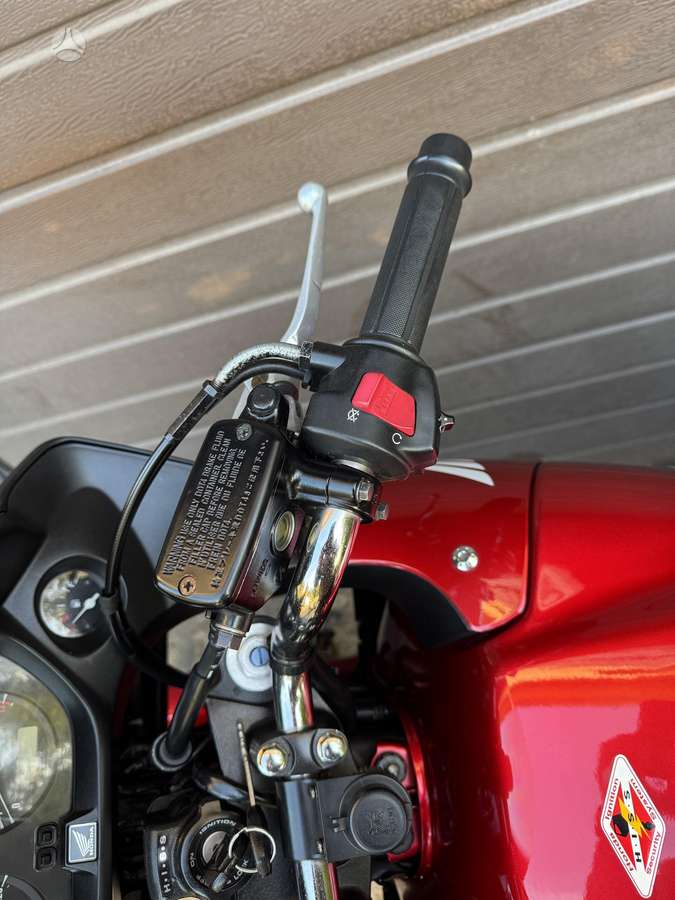 Honda CBF 600cc, street / classic