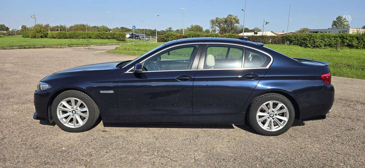 BMW 520, 2.0 l., Седан
