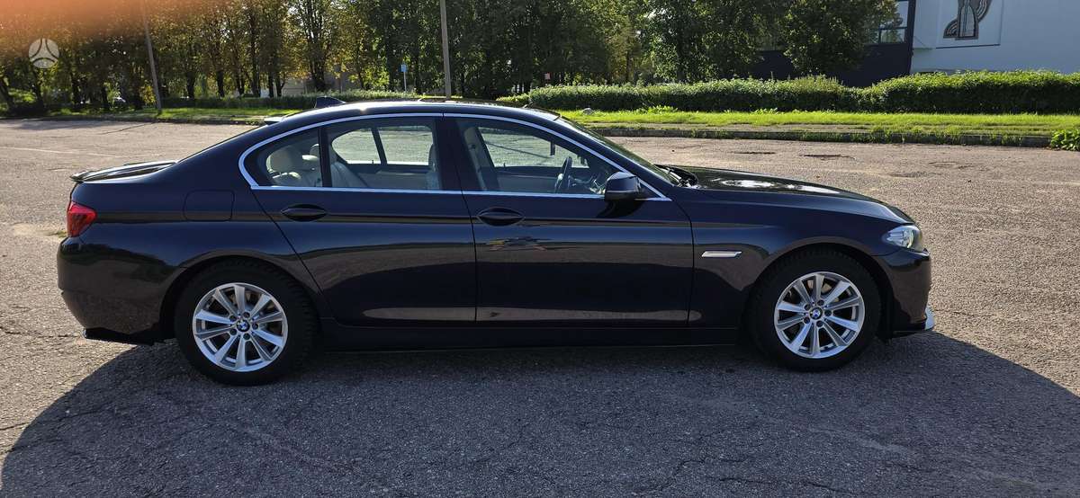 BMW 520, 2.0 l., Седан