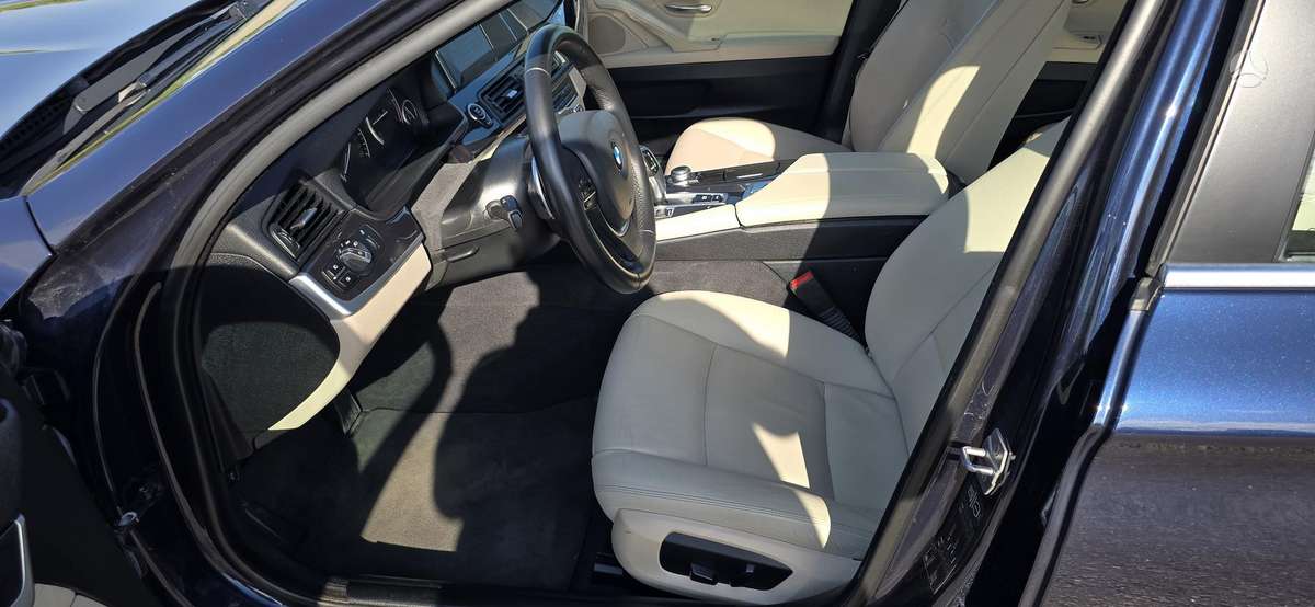 BMW 520, 2.0 l., Седан