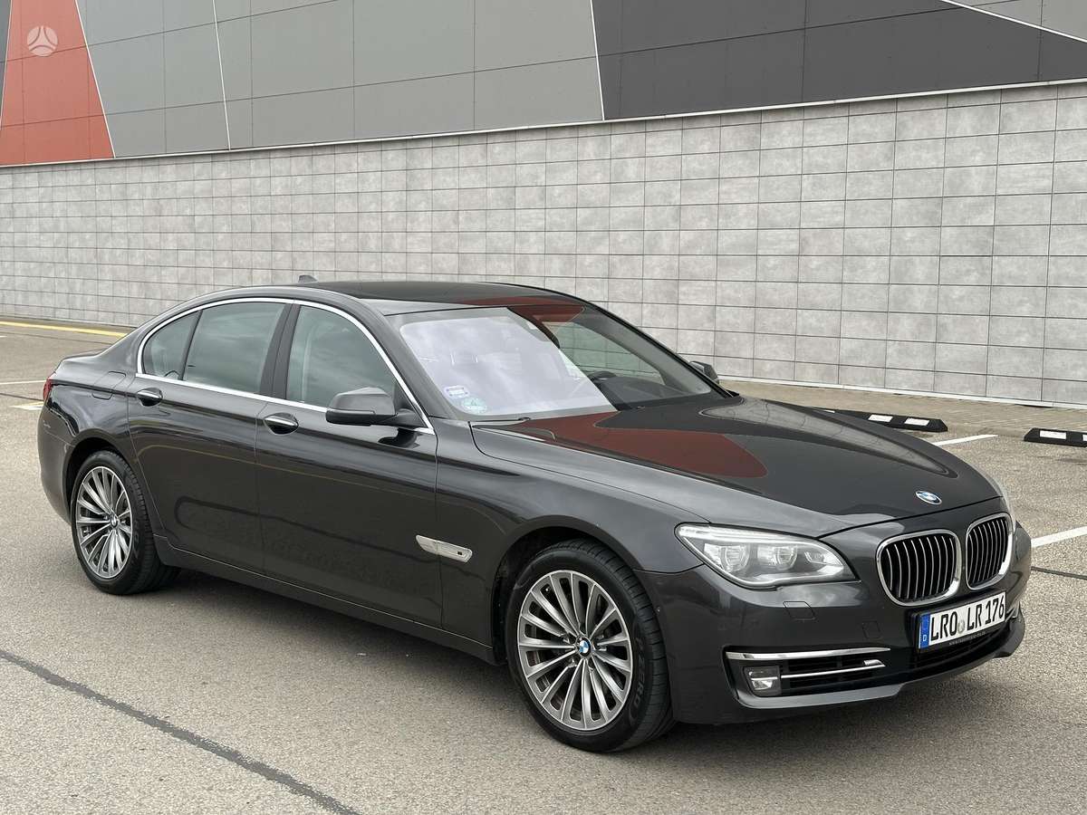 BMW 740, 3.0 l., Седан
