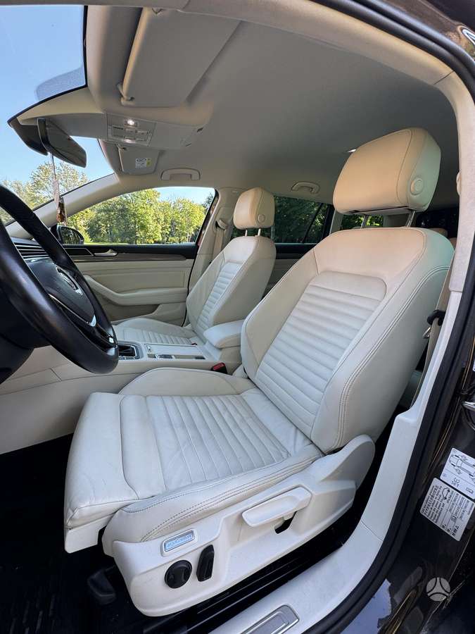 Volkswagen Passat Alltrack - 11