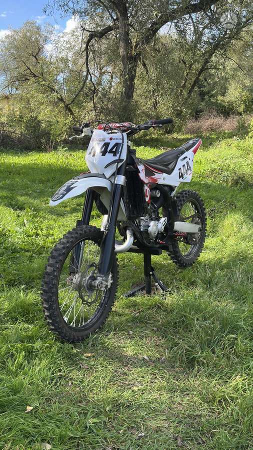 Husqvarna CR 125cc, motocross