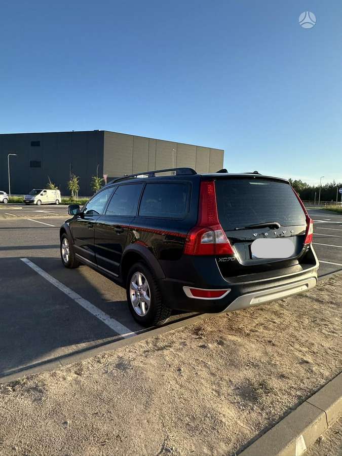 Volvo XC70, 2.4 l., wagon