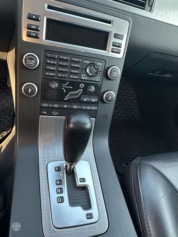 Volvo XC70, 2.4 l., Универсал