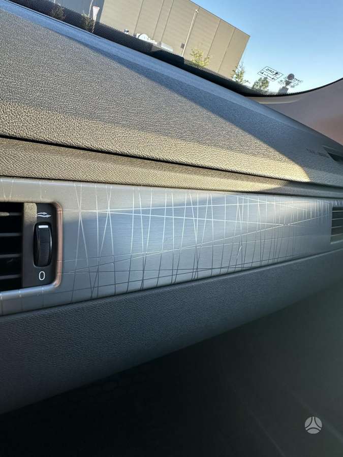 Volvo XC70, 2.4 l., wagon