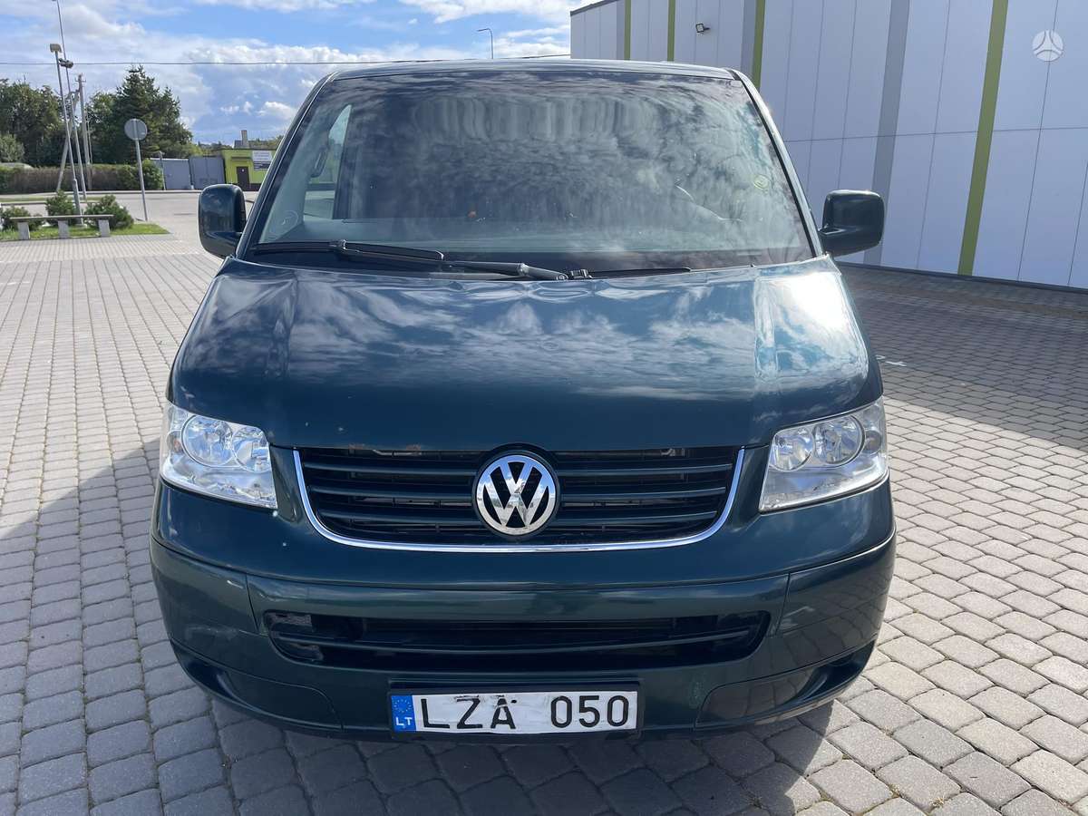 Volkswagen Caravelle - 4
