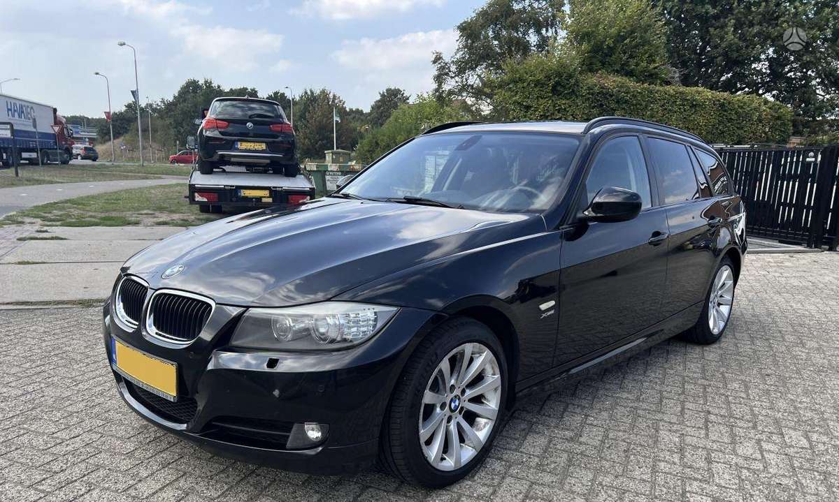 BMW 320 - 2