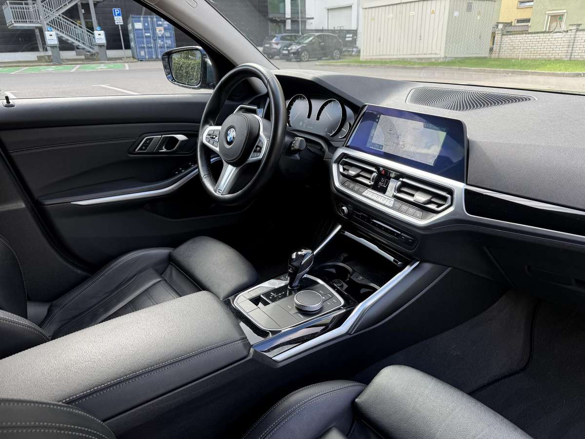 BMW 320, 2.0 l., Универсал