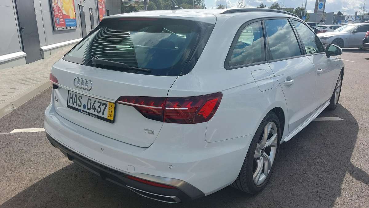 Audi A4, 2.0 l., Универсал