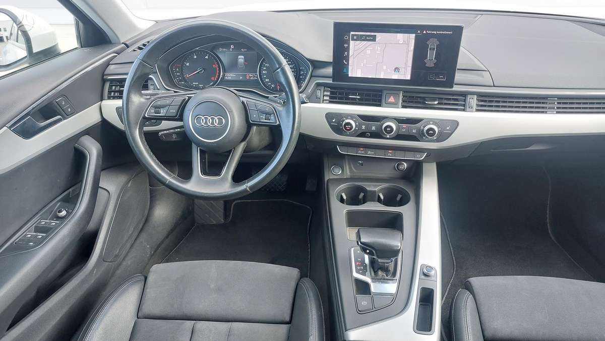 Audi A4, 2.0 l., Универсал