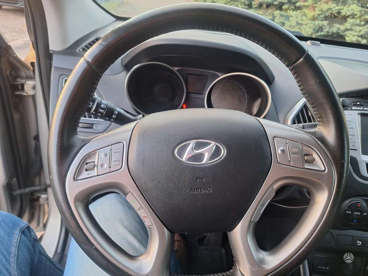 Hyundai ix35 - 10