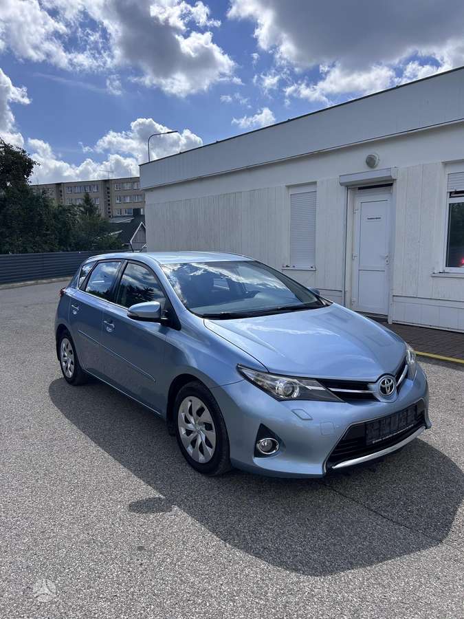 Toyota Auris - 3