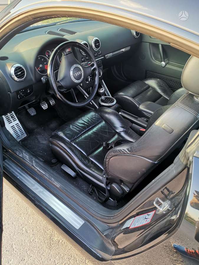 Audi TT, 1.8 l., Купе (coupe)