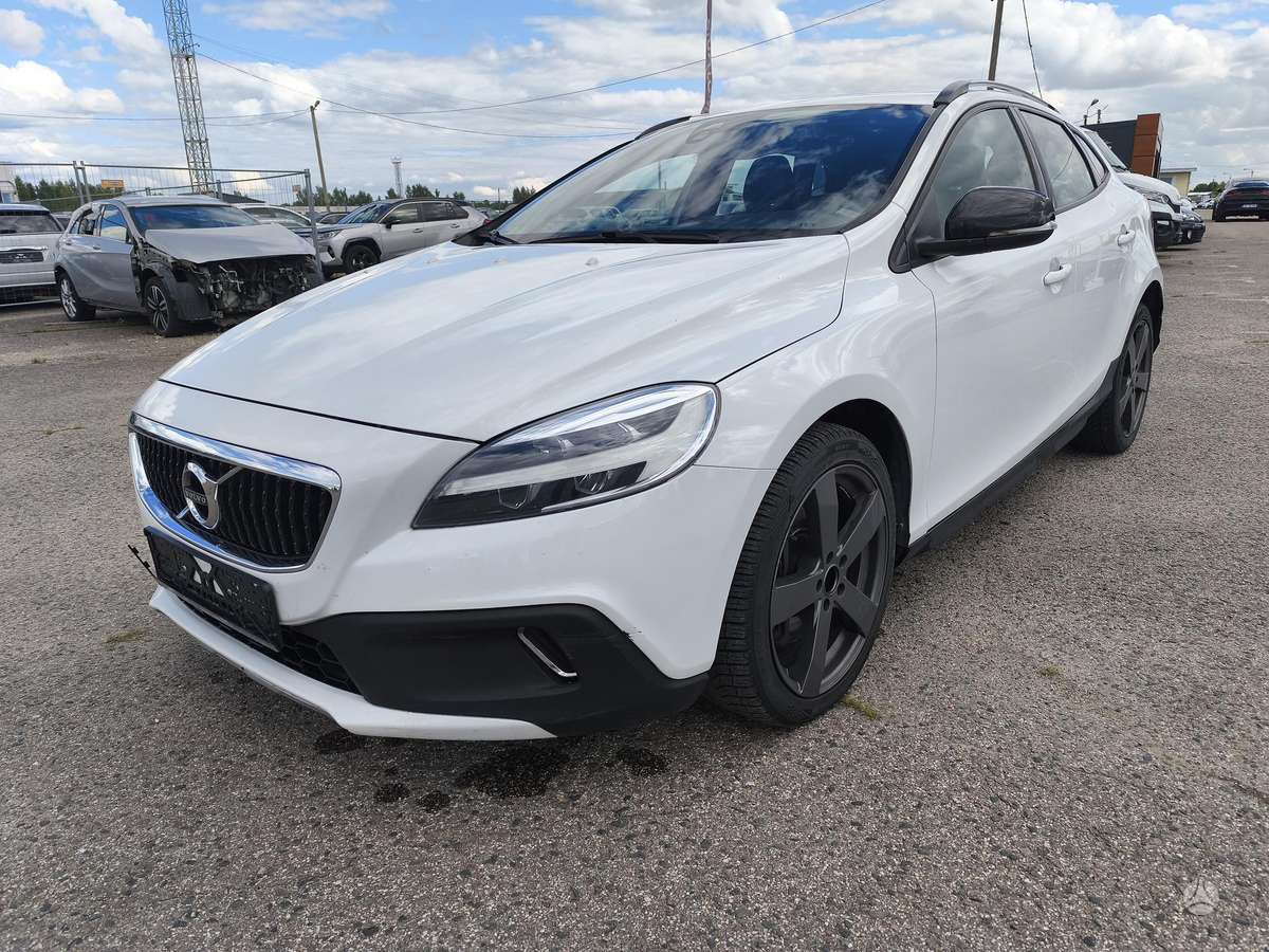 Volvo V40 Cross Country - 2