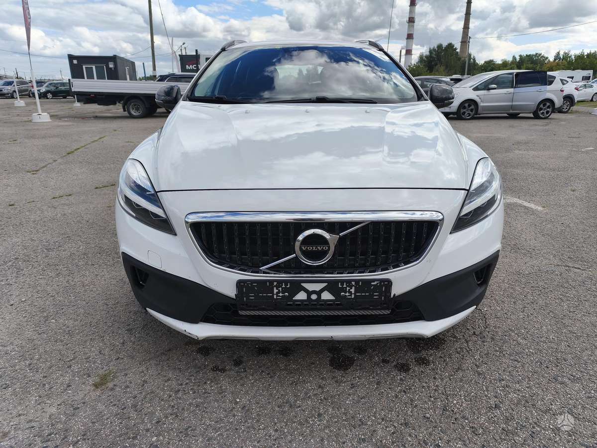 Volvo V40 Cross Country - 3