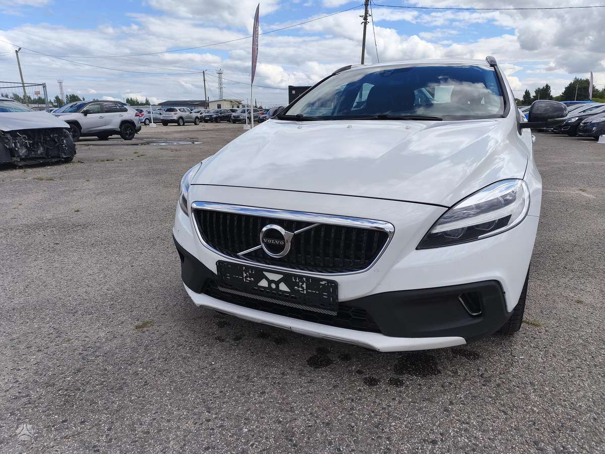 Volvo V40 Cross Country - 5