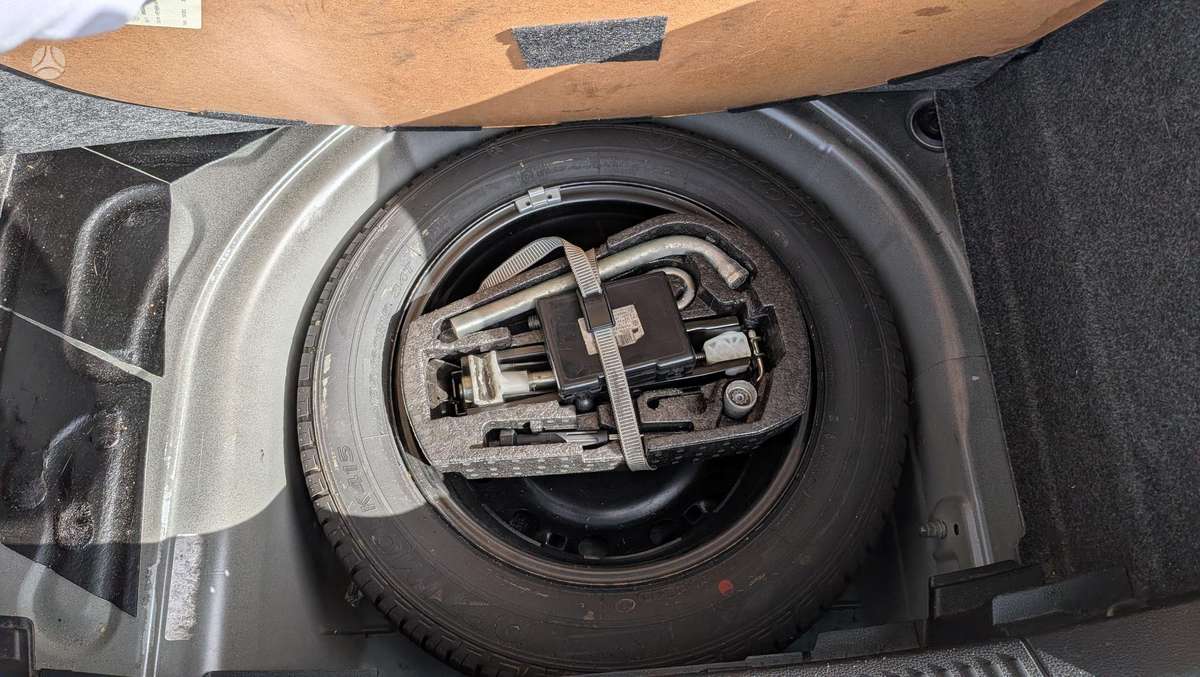 Volkswagen Polo - 7