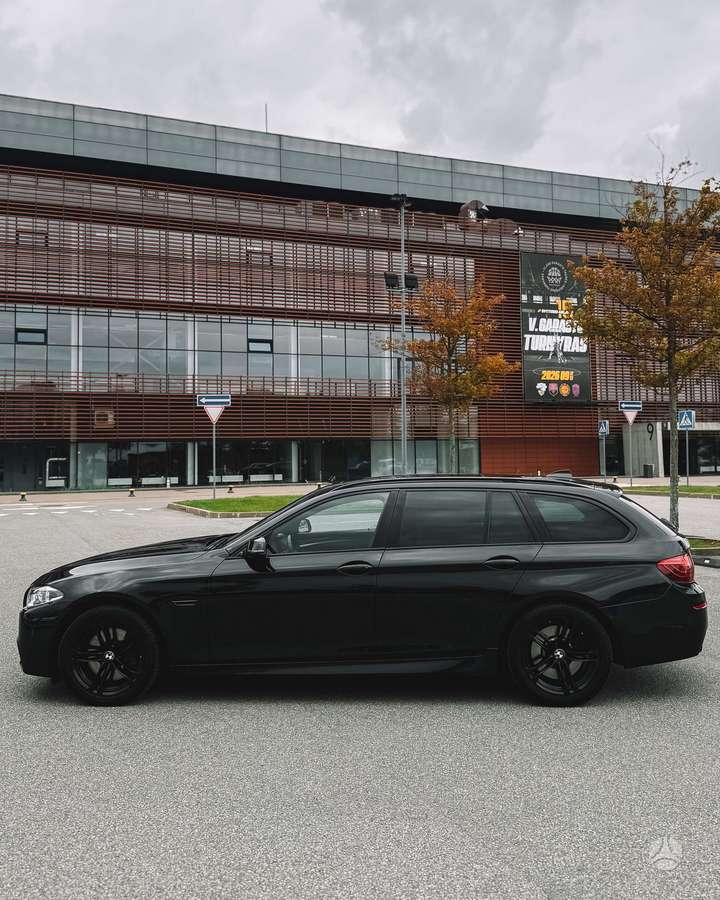 BMW 530, 3.0 l., Универсал
