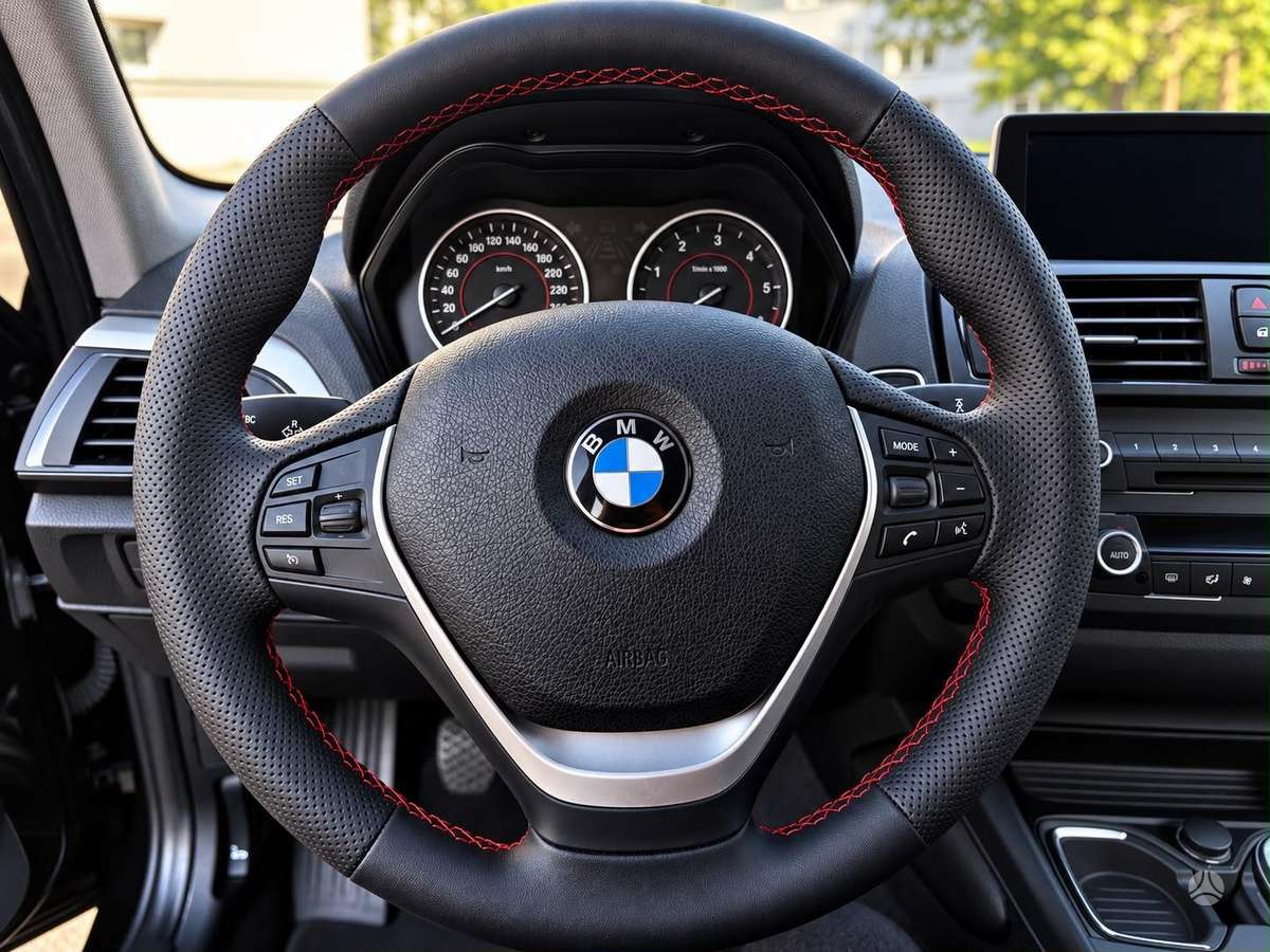 BMW 118, 2.0 l., Хэтчбек
