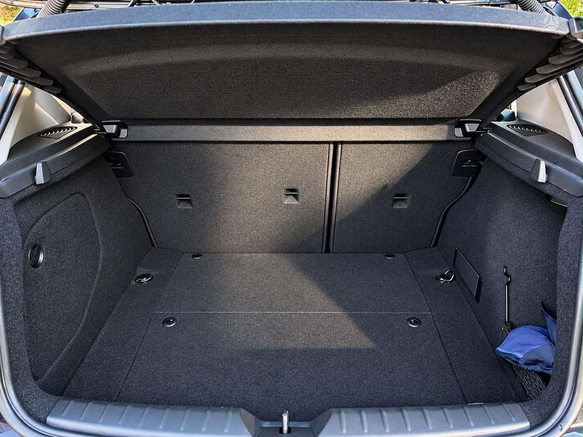 BMW 118, 2.0 l., Хэтчбек