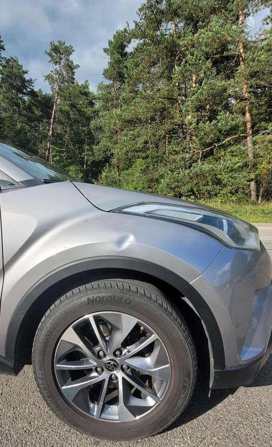 Toyota C-HR - 6