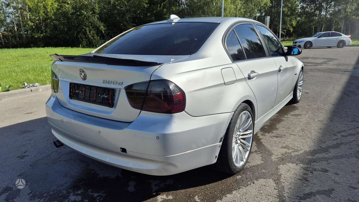 BMW 320, 2.0 l., sedanas