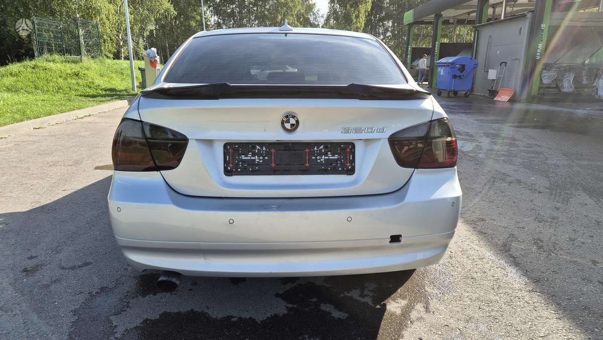 BMW 320, 2.0 l., Седан