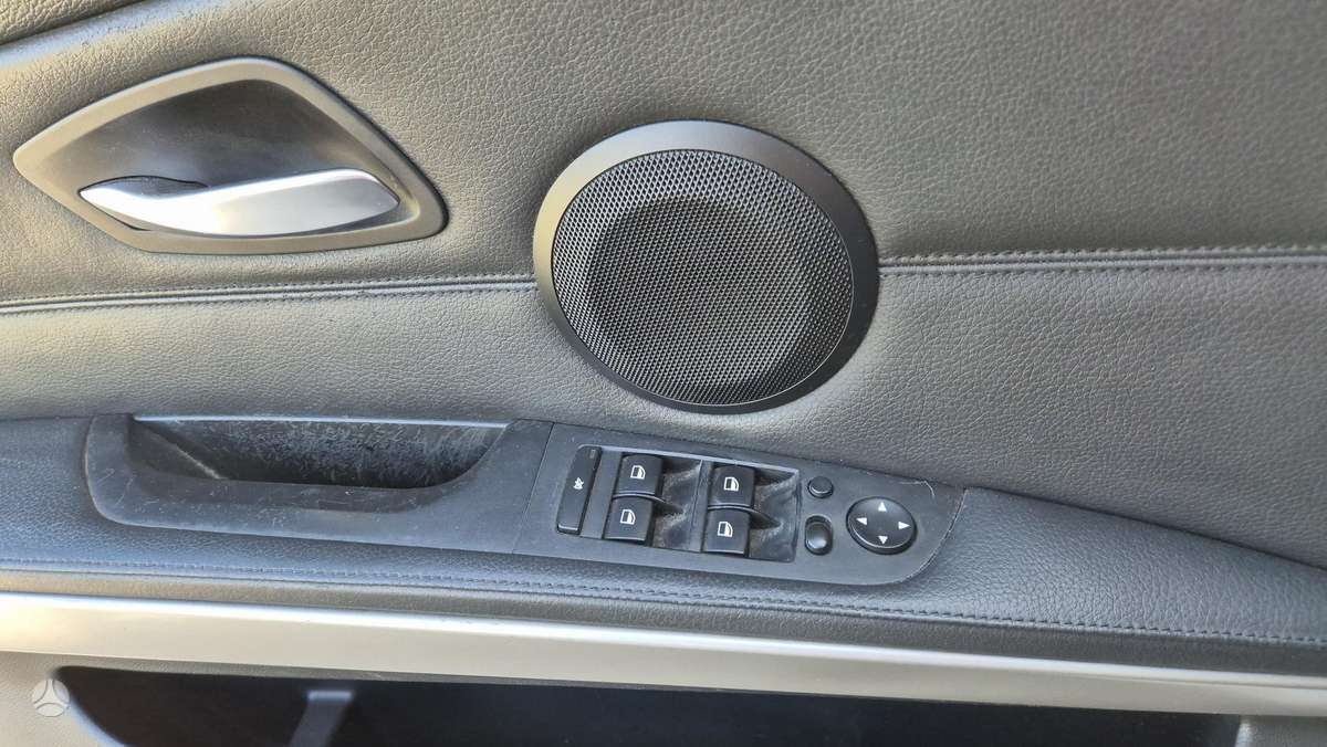 BMW 320, 2.0 l., Седан