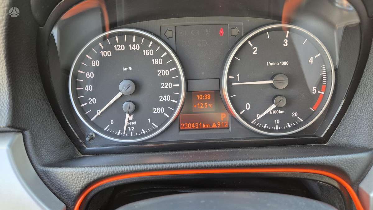 BMW 320, 2.0 l., Седан