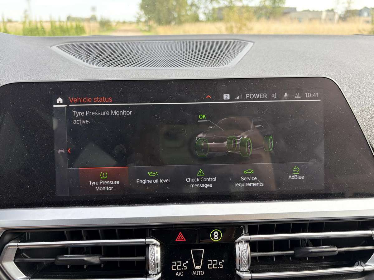 BMW 320, 2.0 l., wagon
