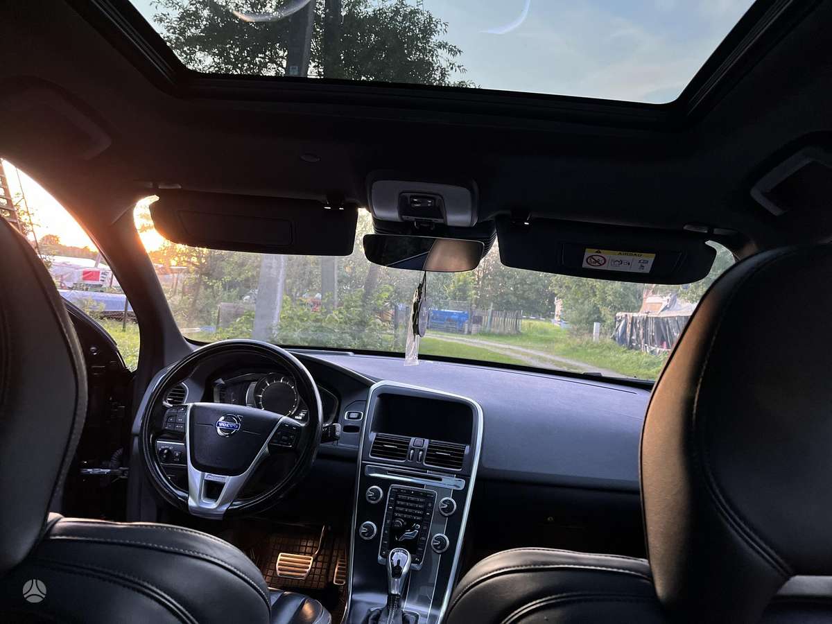 Volvo XC60 - 11