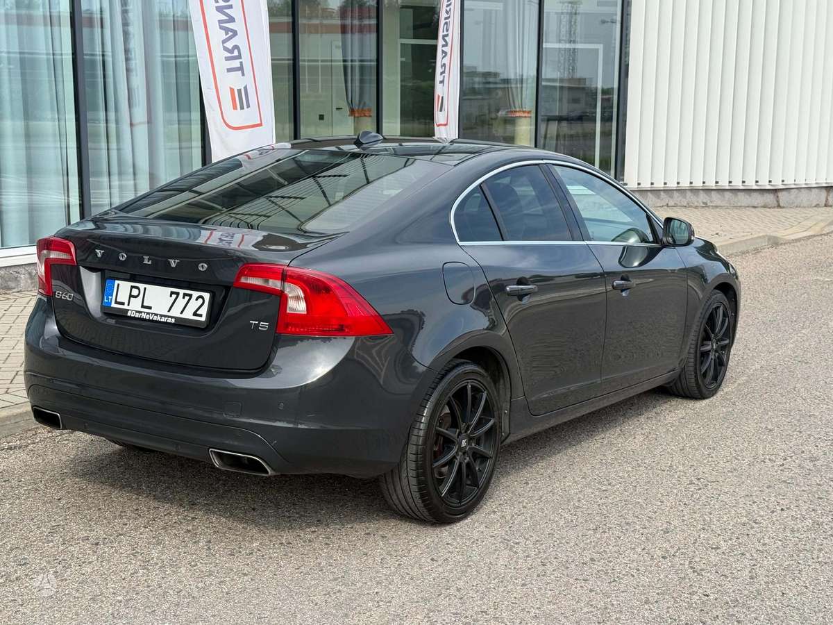 Volvo S60 - 6