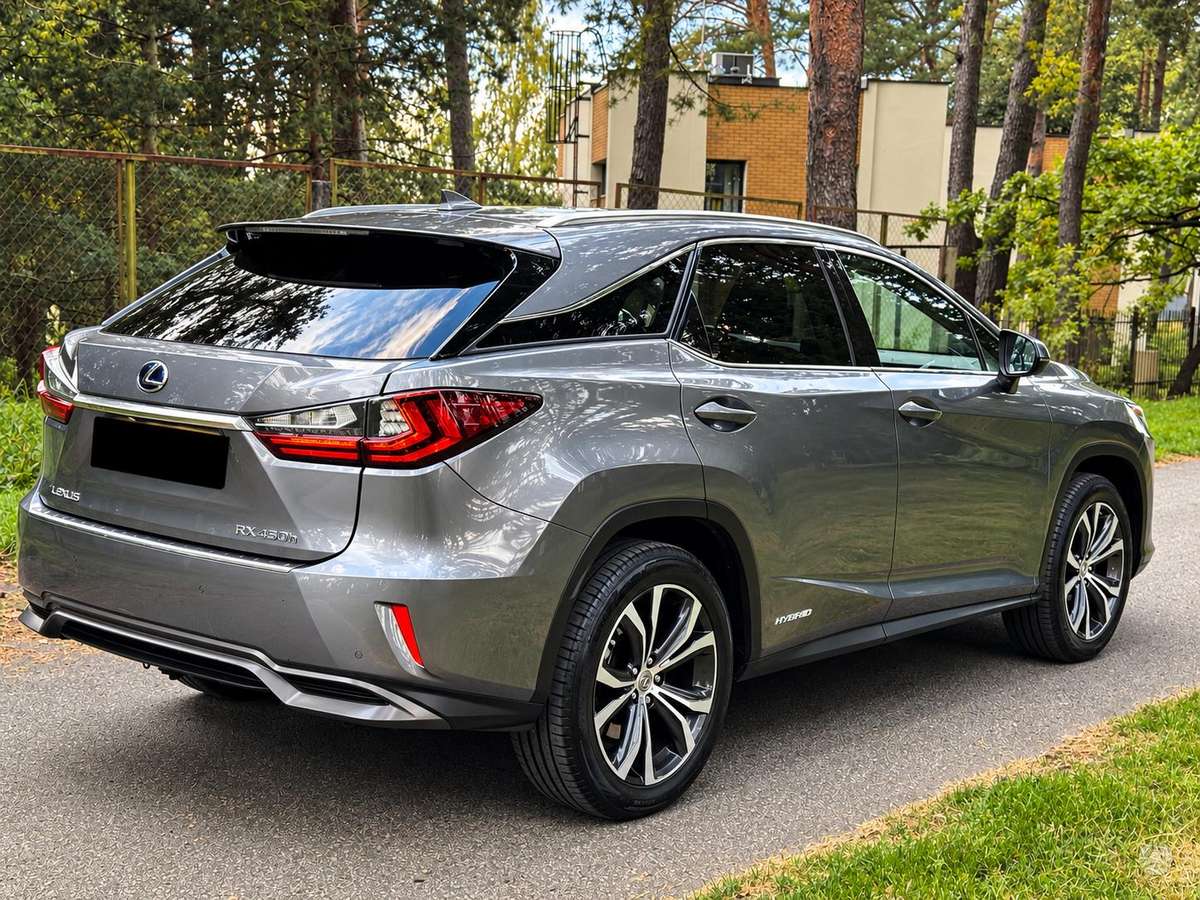 Lexus RX 450h - 12