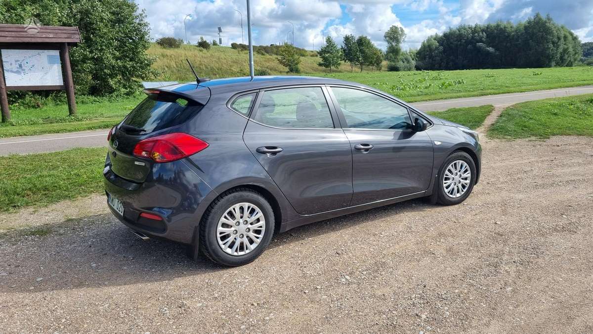 Kia Ceed, 1.6 l., hatchback